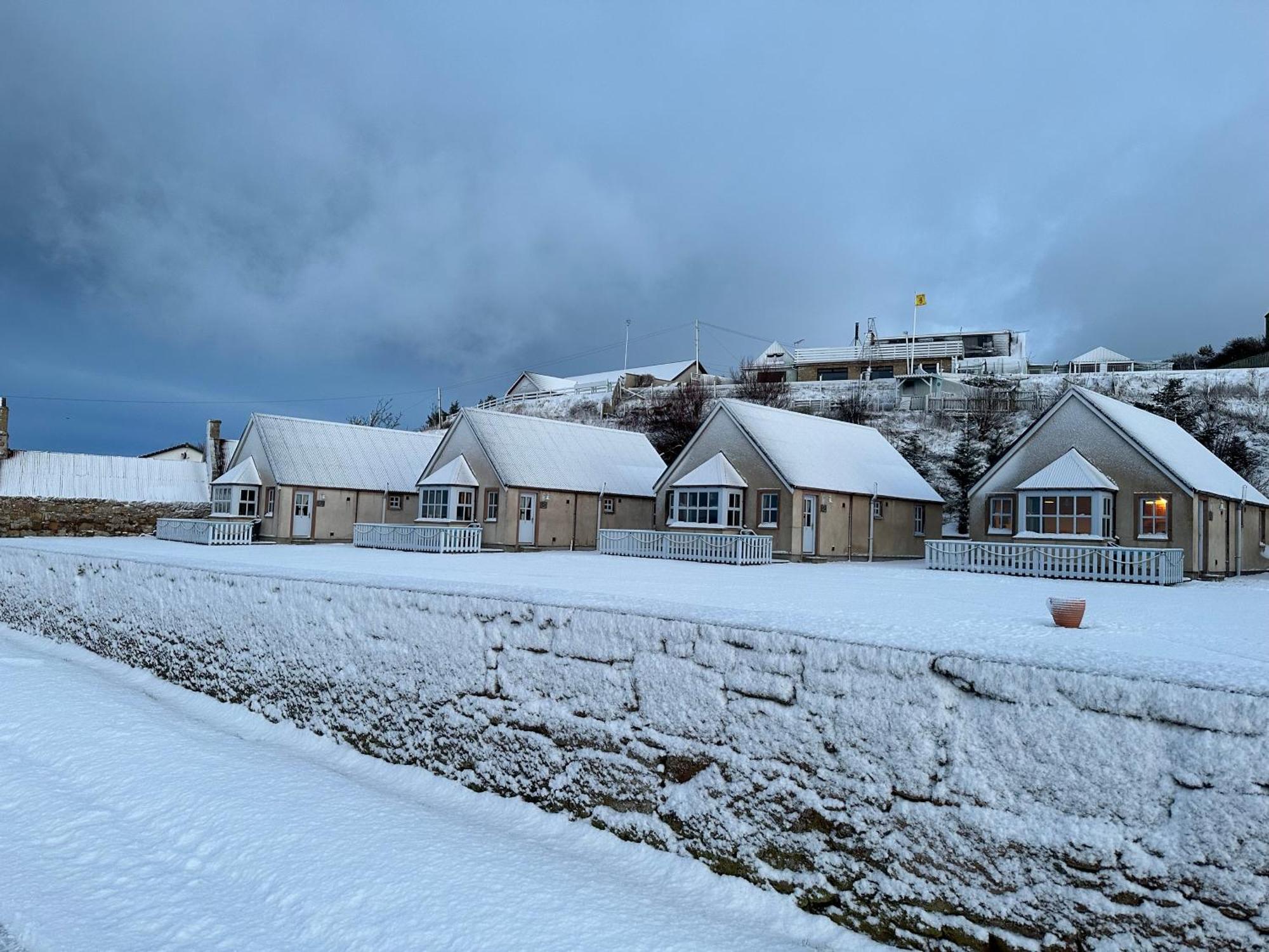 Dolphin View Cottages 2 Portmahomack Экстерьер фото